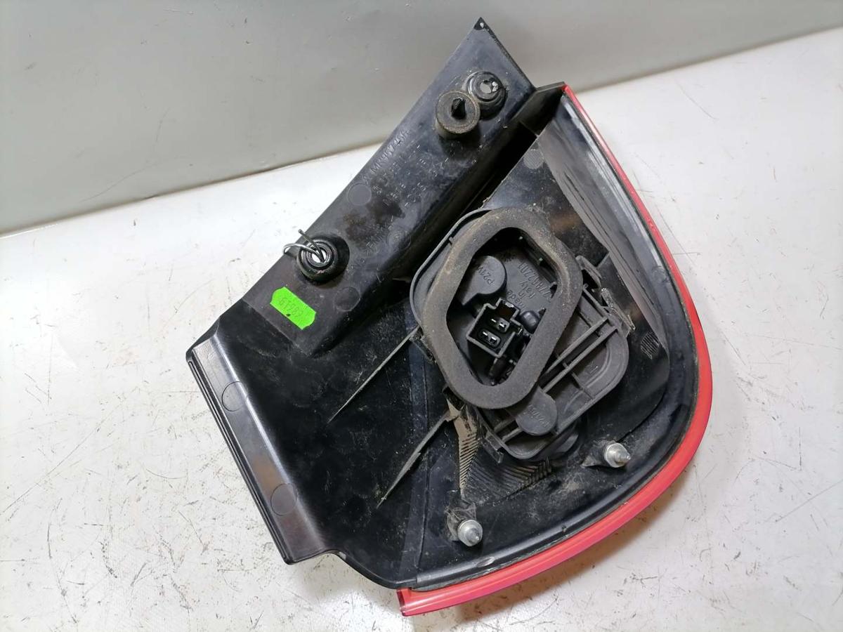 Mitsubishi Colt Z30 original R&uuml;cklicht R&uuml;ckleuchte Schlossleuchte rechts 3-T&uuml;rer Bj.2006